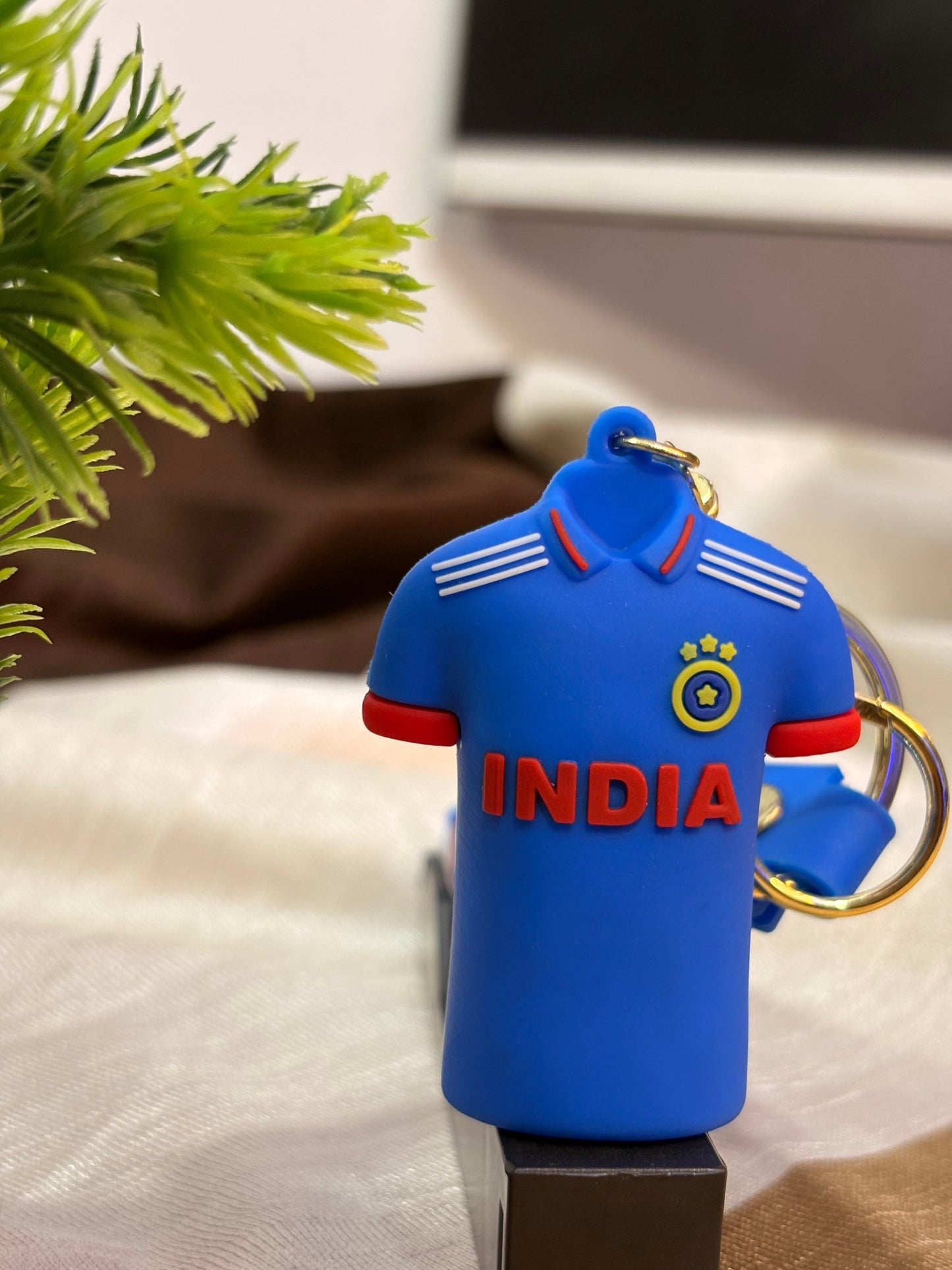 MS Dhoni "07" Jersey Keychain
