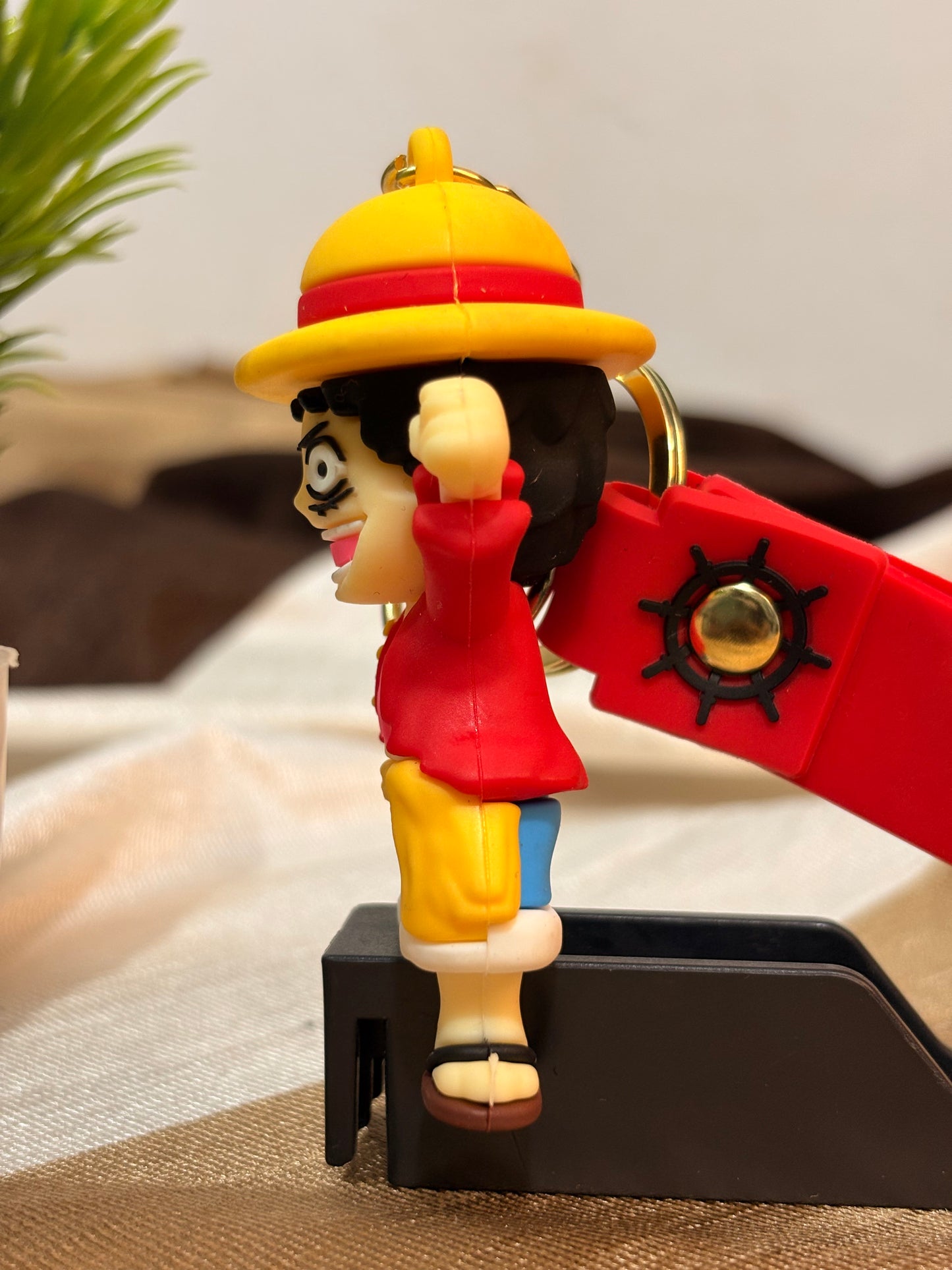 LUFFY SOFT MOLD KEYCHAIN - image 5