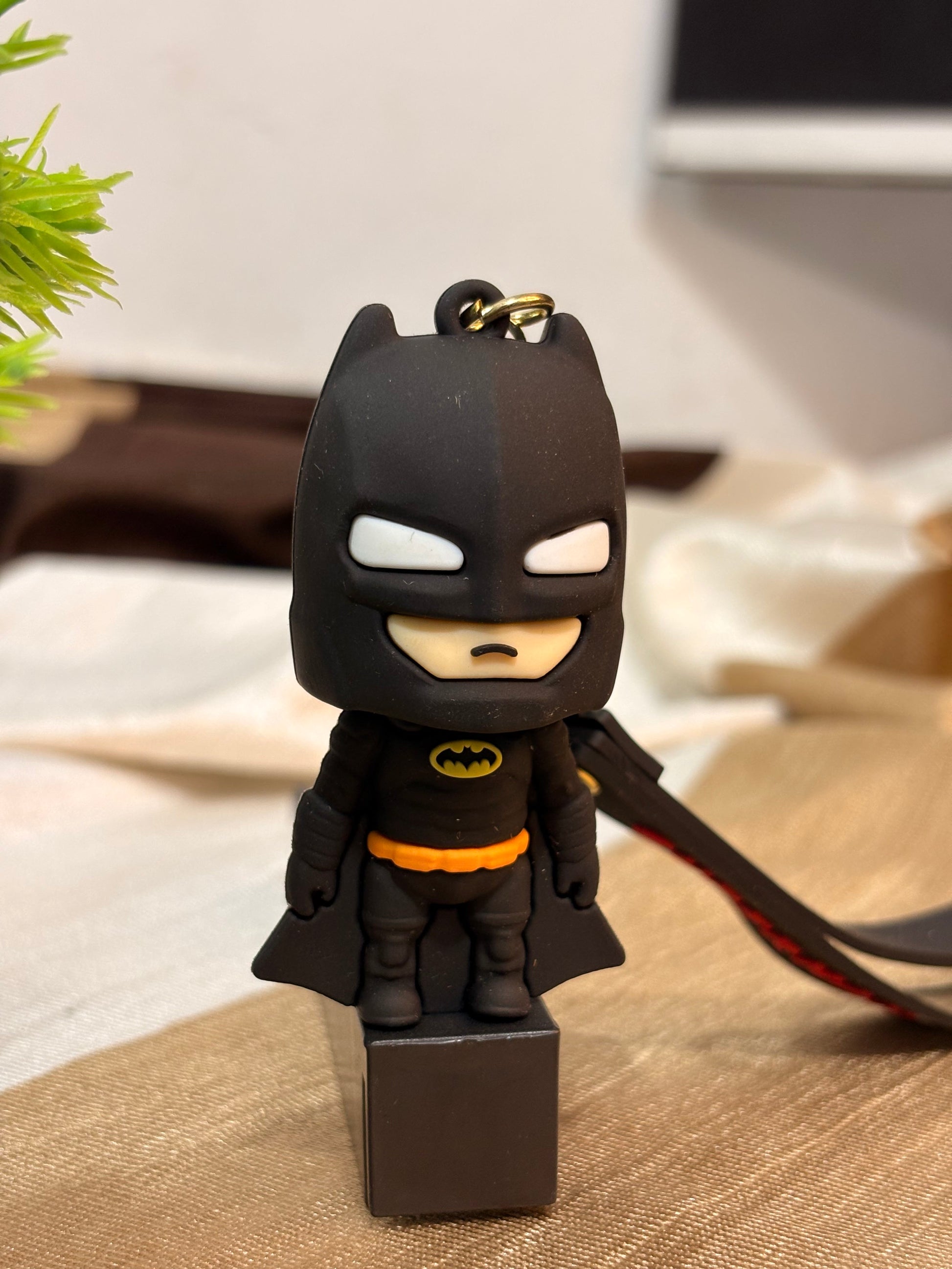 BATMAN SOFT MOLD KEYCHAIN - image 2