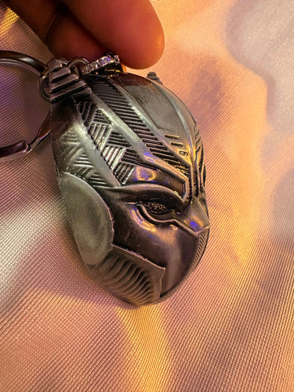 BLACK PANTHER MASK METALLIC KEYCHAIN