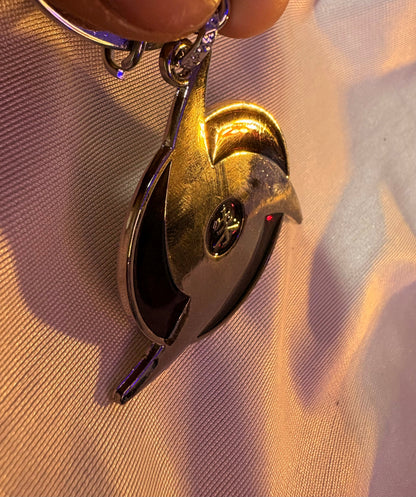 Itachi Uchiha Akatsuki "Shu" Metal Keychain (Naruto)