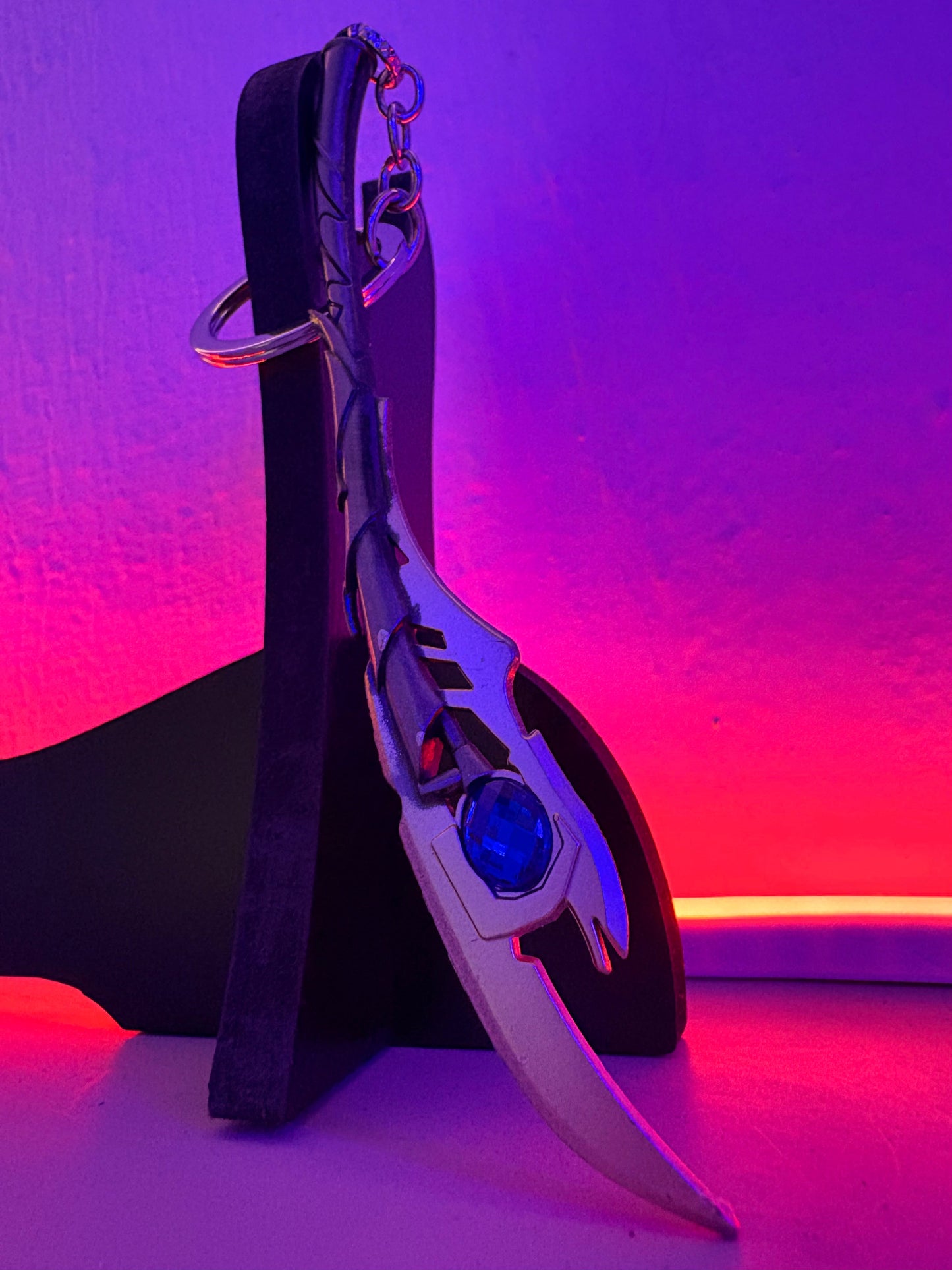 Loki's Chitauri Scepter Metal Keychain (Marvel Avengers)