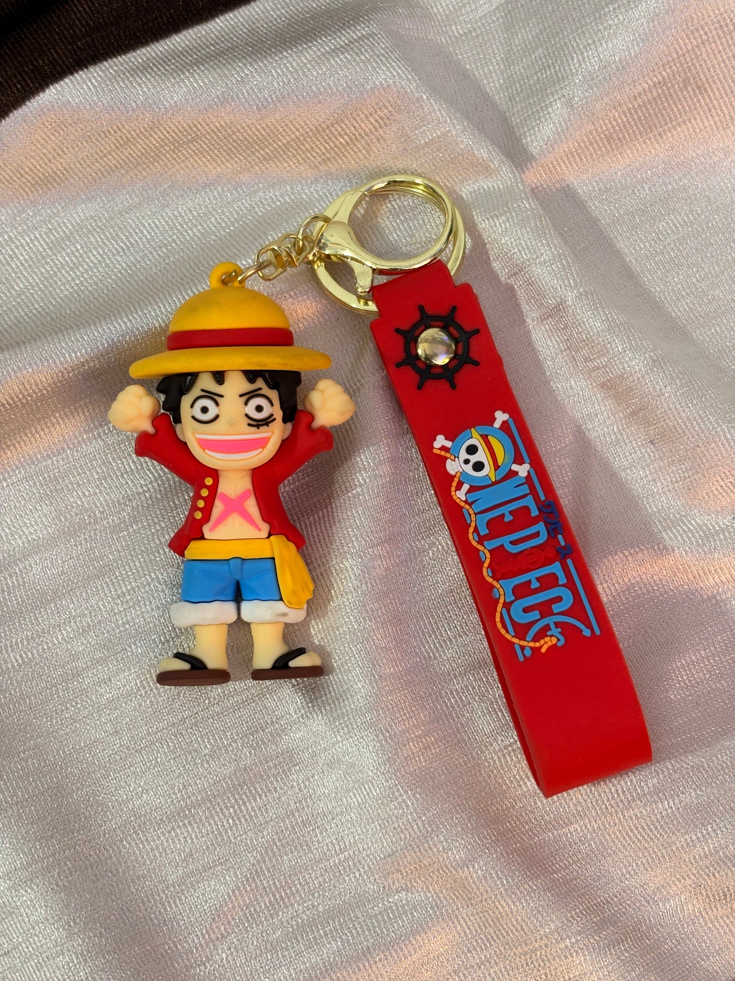 LUFFY SOFT MOLD KEYCHAIN - image 4